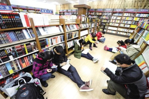 實體圖書市場規(guī)模依然可觀 實體圖書市場規(guī)模依然可觀