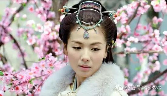 明星旅行糗事一籮筐 總有一個(gè)萌到你！