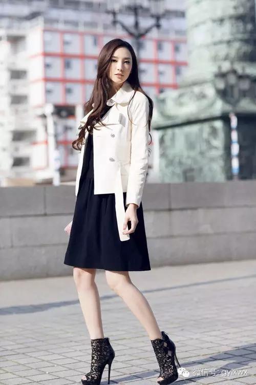 明星旅行糗事一籮筐 總有一個(gè)萌到你！