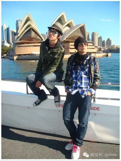 明星旅行糗事一籮筐 總有一個(gè)萌到你！