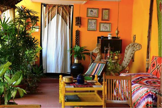 出國旅行 除了酒店還能睡在哪兒？