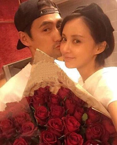 袁弘張歆藝婚禮喜帖曝光 袁弘張歆藝婚禮喜帖曝光