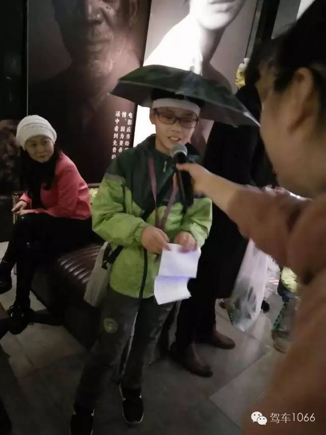 主動(dòng)找到主持人，要打廣告！這商業(yè)頭腦~贊