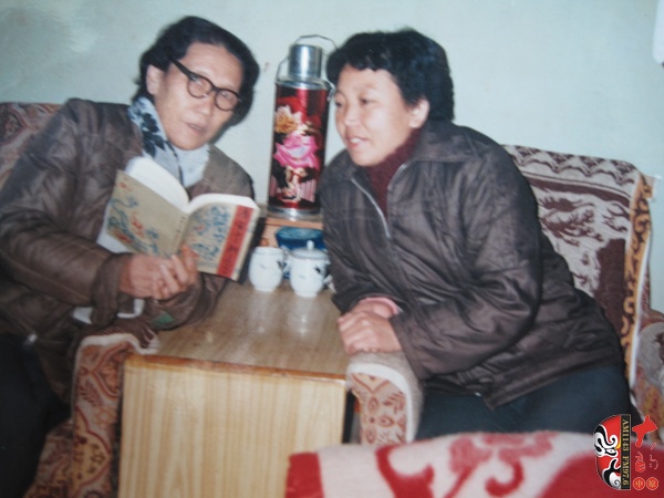 申鳳梅在給方玉蘭說(shuō)戲