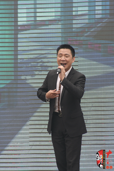 河南省著名乾旦演員、鄭州市豫劇院優(yōu)秀青年演員連德志演唱豫劇《大祭樁》選段“婆母娘且息怒站在路口”