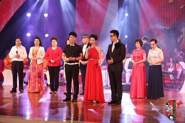 主持人：河南電臺戲曲廣播“當(dāng)家小生”月陽、河南電視臺9頻道徐雪、原中央電視臺著名節(jié)目主持人白燕升