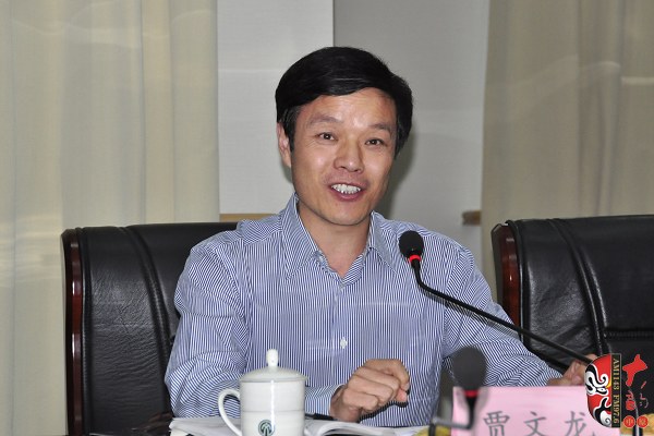 河南豫劇院副院長(zhǎng)、三團(tuán)團(tuán)長(zhǎng)賈文龍