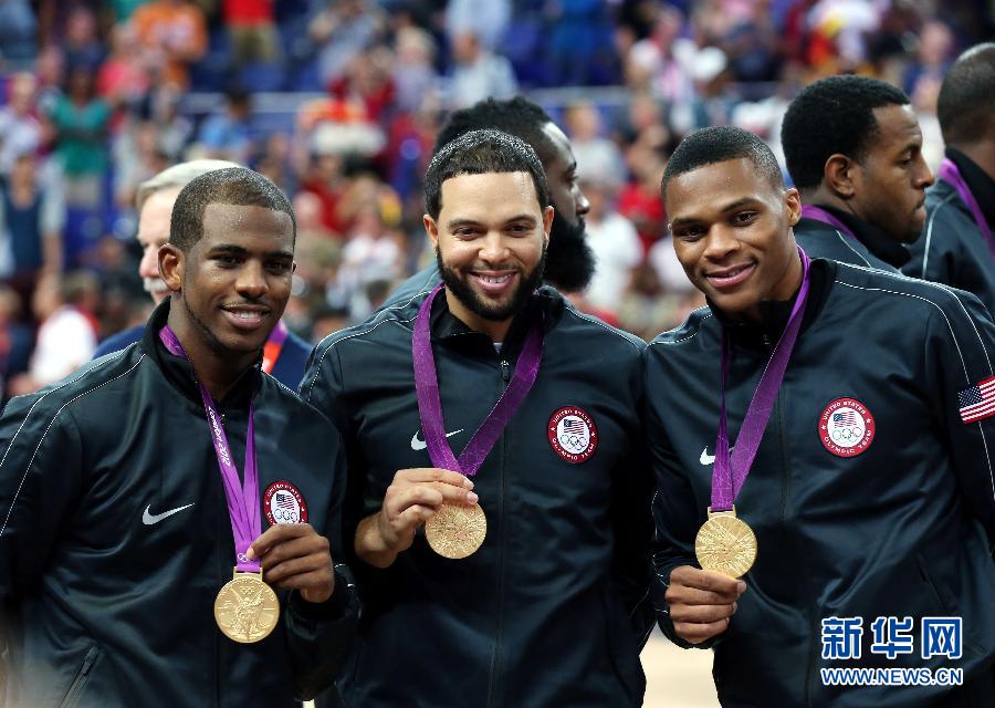 男籃決賽美國(guó)107比100勝西班牙成功衛(wèi)冕