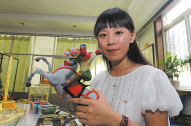 精美的造型，你能想到是鐘蕾用面做成的嗎