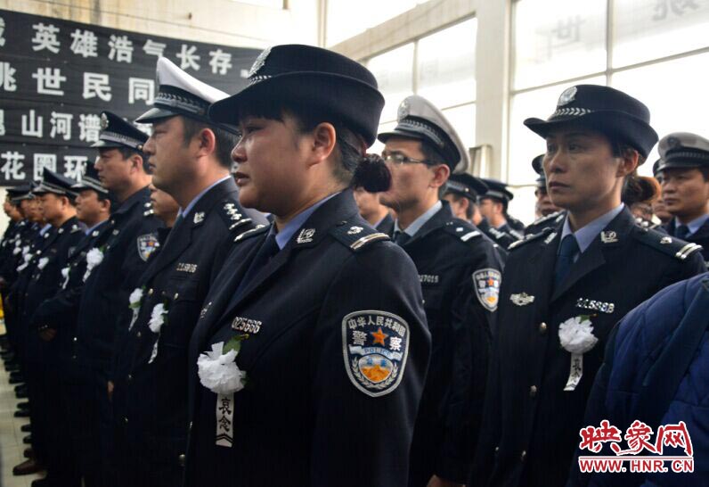 送別儀式上，姚世民的不少同志忍不住流下了眼淚