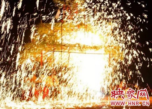 確山鐵花將登上萬眾矚目的春晚舞臺(tái)！