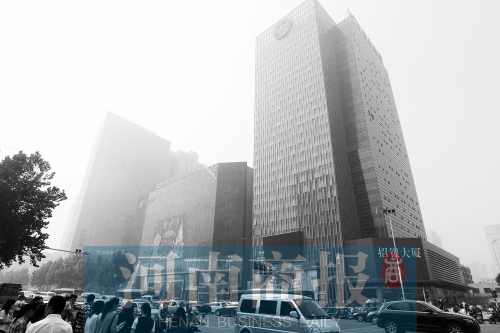 昔日關(guān)虎屯所在地，如今成鄭州最繁華地段之一 記者 鄧萬里/攝