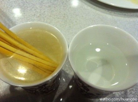 圖片來(lái)自黃渤、河北李虎微博