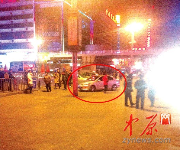 鄭州黑出租晝伏夜出 謊稱(chēng)愛(ài)心車(chē)隊(duì)收高額車(chē)費(fèi)