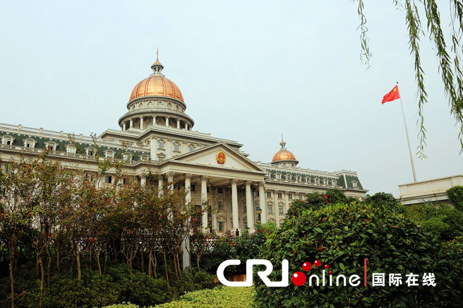 江蘇無錫曝六座山寨"白宮" 江蘇無錫曝六座山寨"白宮"