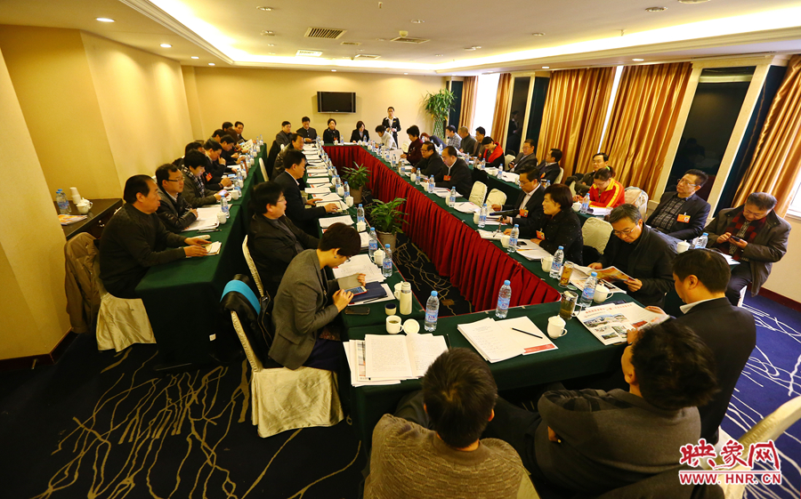 1月15日上午，政協(xié)委員小組會議，社科、體育、新聞出版組討論現(xiàn)場