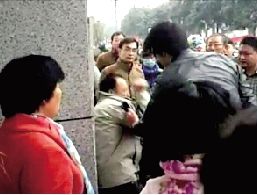 純屬誤會，人家不是人販子