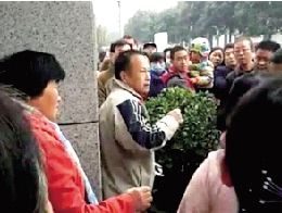 純屬誤會，人家不是人販子