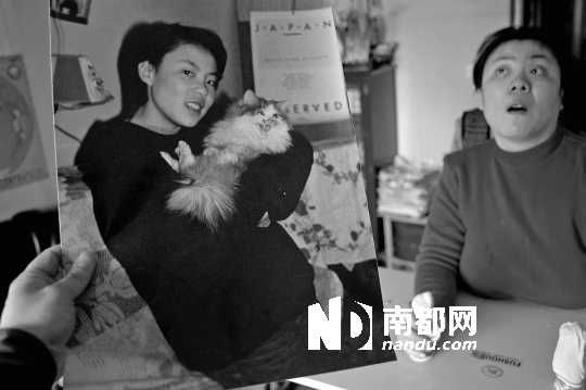 昔日的清純與秀美，如今，卻終身癱瘓、生活不能自理。C FP供圖