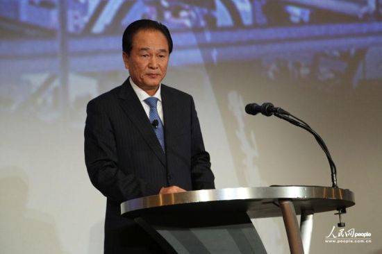 2013年11月5日，第四屆全球網(wǎng)絡(luò)空間合作峰會(huì)在美國斯坦福大學(xué)舉行，中國國務(wù)院新聞辦公室主任蔡名照