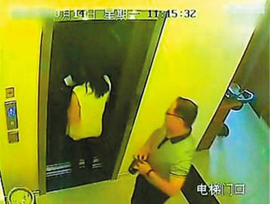 去年12月8日，“張軍嫖娼門”視頻和網(wǎng)帖在網(wǎng)上流傳。