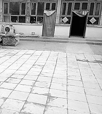 案發(fā)院落，血跡已被掩蓋。