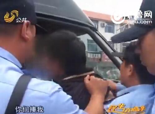 濟寧男子酒后派出所發(fā)飆 聲稱五分鐘內擺平警察