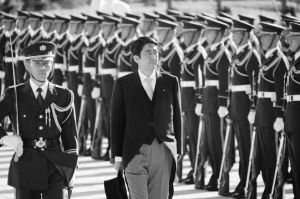 安倍外公為二戰(zhàn)甲級戰(zhàn)犯 其家族推進修憲半個多世紀