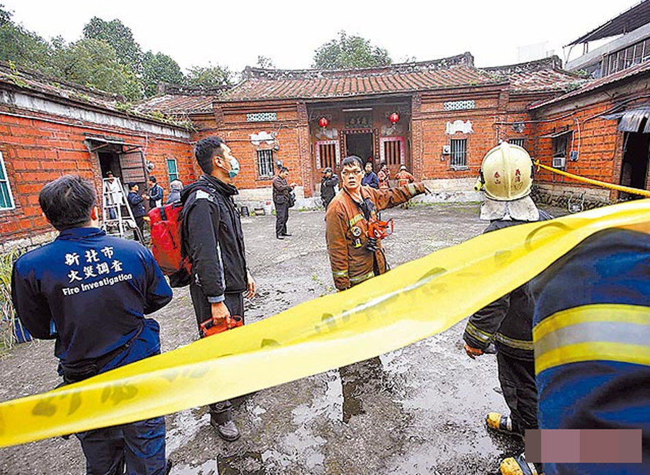 臺(tái)灣老翁玩性虐葬身火窟