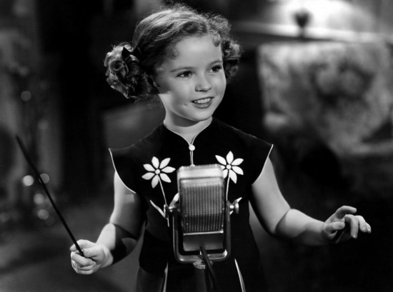 秀蘭鄧波兒去世 罕見(jiàn)大照片回顧童星一生