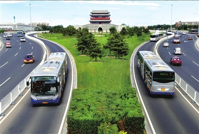 中軸路上的快速公交。