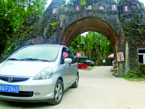 六旬老夫妻計(jì)劃5年完成“三大主題游” 自駕尋夢