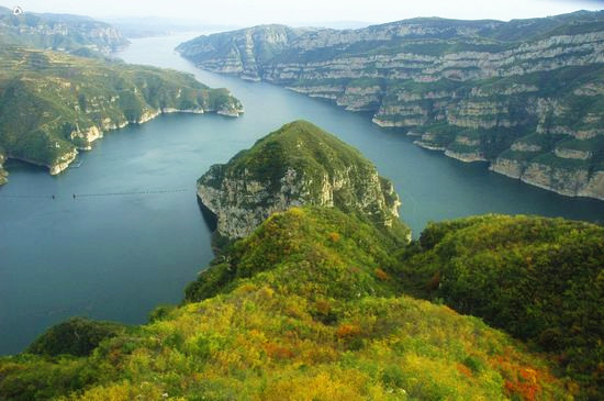 到黃河三峽“飛”黃河、拜孔子、探溶洞