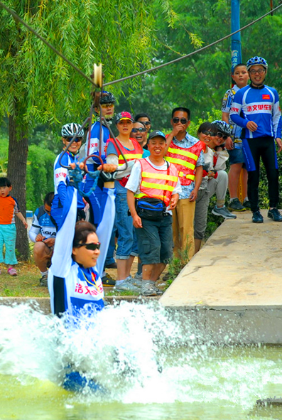 鴕鳥園燒烤節(jié)瘋狂一夏 鴕鳥園燒烤節(jié)瘋狂一夏