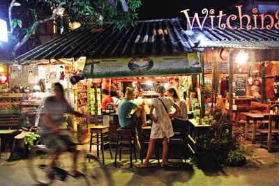 拜縣Pai的夜市?！⌒戮﹫?bào)記者　王遠(yuǎn)征　攝