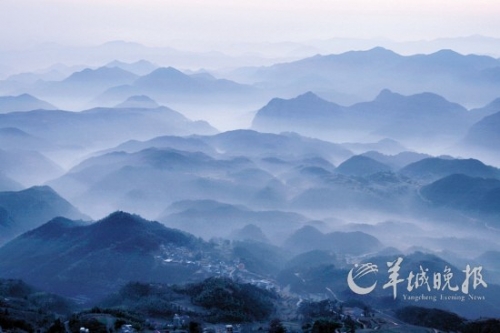 天臺山風(fēng)光如畫。