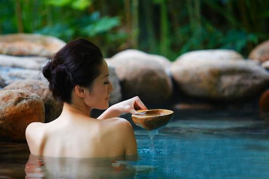 做個溫暖美人 12種溫泉12種功效 幫你抵御寒冷 做個溫暖美人 12種溫泉12種功效 幫你抵御寒冷