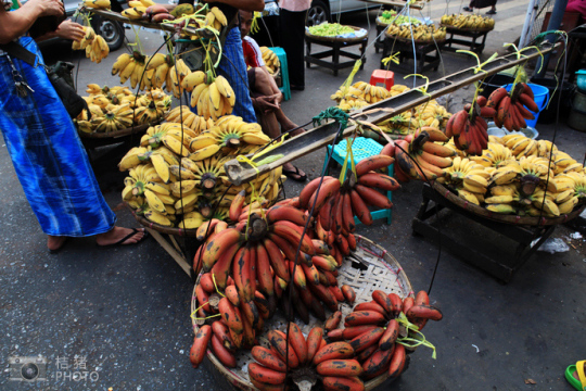 緬甸，繽紛的街邊平民小吃