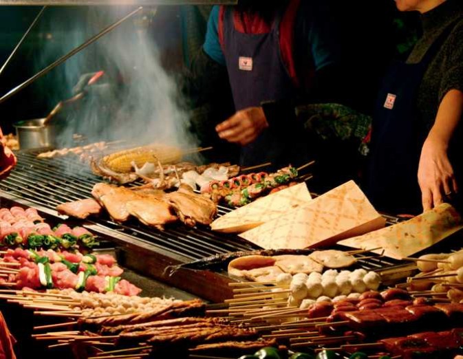 廟不離市、市不離廟的臺(tái)灣小吃