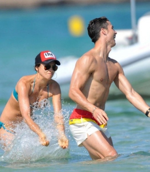 誰(shuí)能有幸約會(huì)天使？維秘超模們的男星后宮團(tuán)