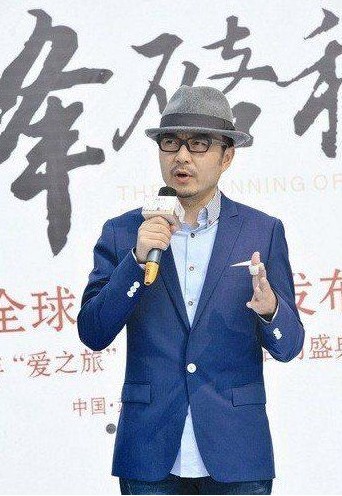 汪涵自曝年薪30萬(wàn)。