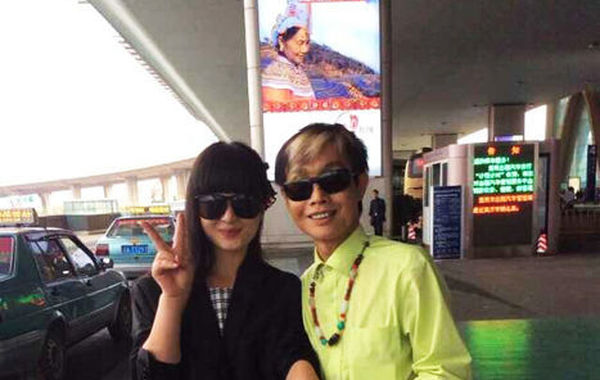 鄧建國與新女友。