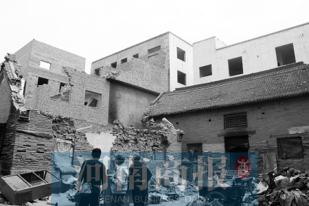 孫莊村清代古宅面臨拆遷。對(duì)拆遷者來(lái)說(shuō)，也許它的名氣不值一提 記者 張郁/攝