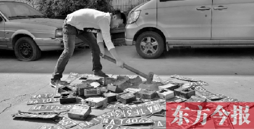 “老的哥”揭“黑車”猖獗原因，建議倒查假車牌、出租車使用機(jī)打發(fā)票