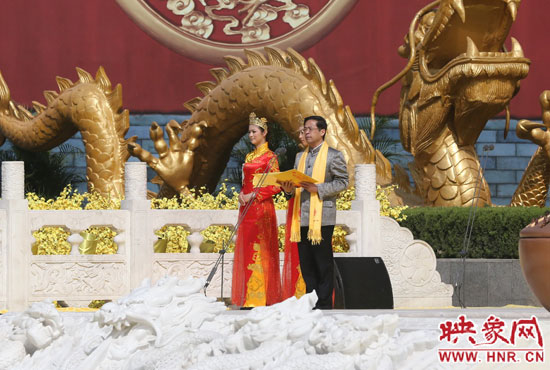 省委副書記、省政協(xié)主席葉冬松致歡迎詞。映象網(wǎng)記者 邵恰 攝