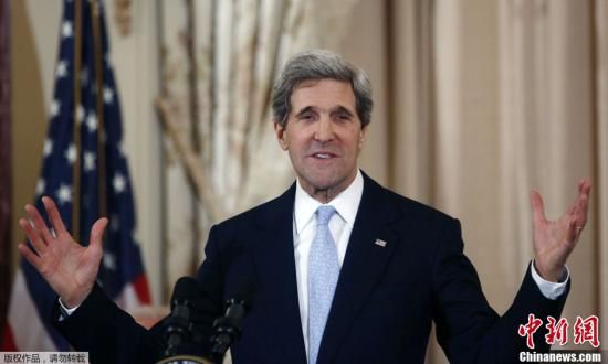 資料圖：當(dāng)?shù)貢r間2月6日，美國華盛頓，新任國務(wù)卿約翰·克里宣誓就職，副總統(tǒng)拜登出席了就職儀式。