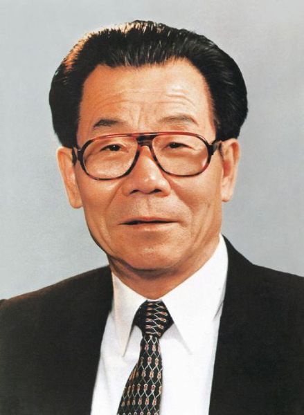 李瑞環(huán) 資料圖 李瑞環(huán) 資料圖