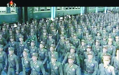 約2萬名朝鮮朝鮮人民軍基層軍官近日陸續(xù)抵達平壤，準(zhǔn)備出席軍方大會。