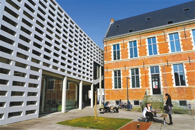 位于布魯日的歐洲學(xué)院。