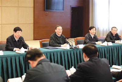 3月25日，王岐山在山東省臨沂市蒙陰縣主持召開蒙陰縣委常委擴大會議。